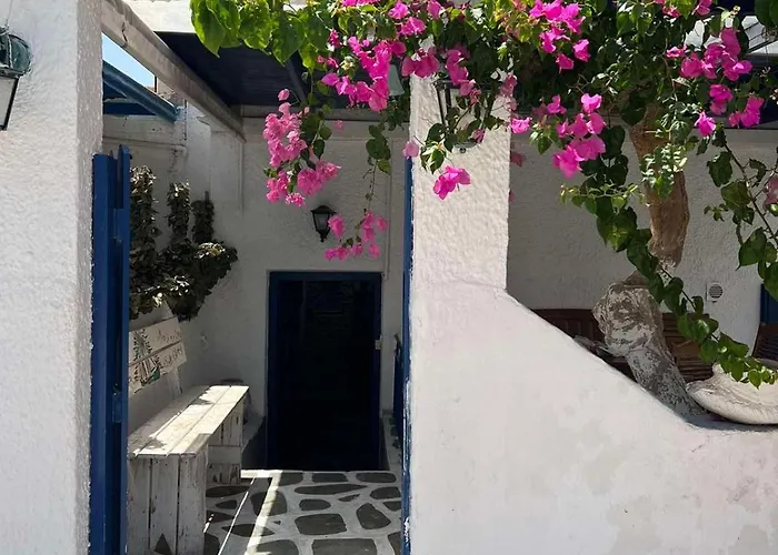 Mary * Adamantas (Milos)