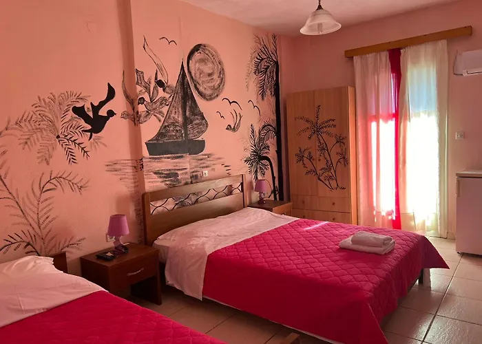 Mary Pensión Adamantas (Milos)